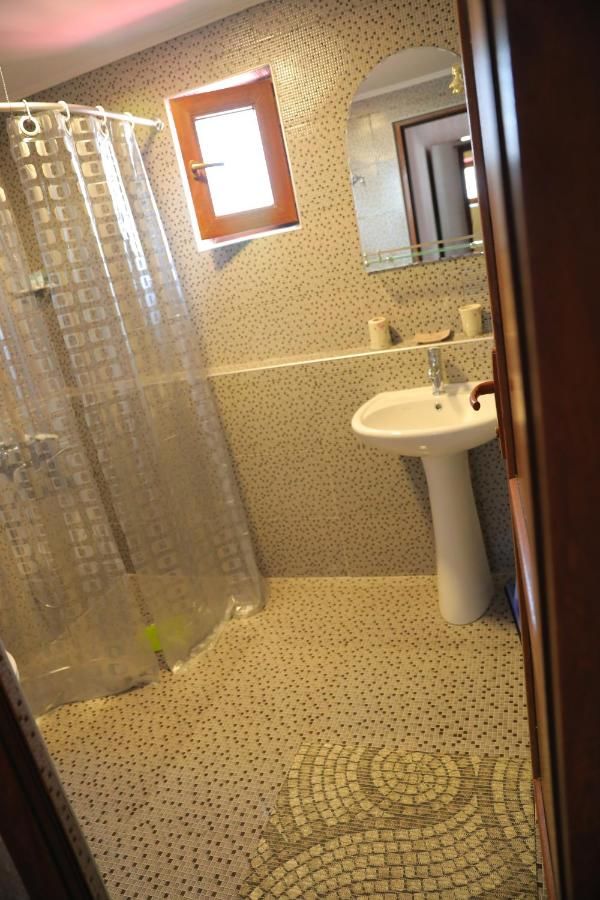 Отель Hotel Luxor Тбилиси-35