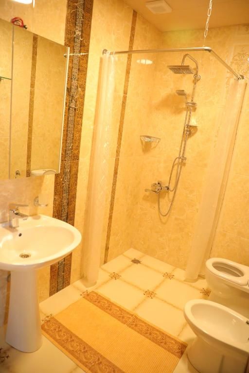 Отель Hotel Luxor Тбилиси-50