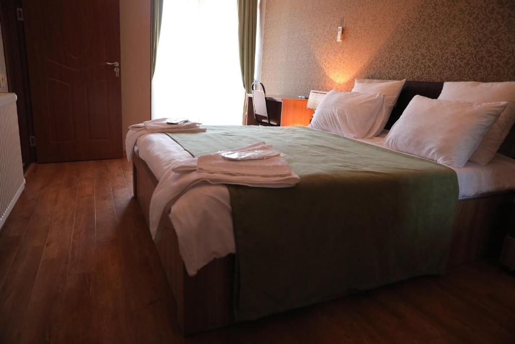 Отель Hotel Luxor Тбилиси-52