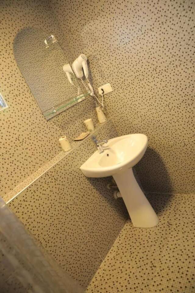 Отель Hotel Luxor Тбилиси-32